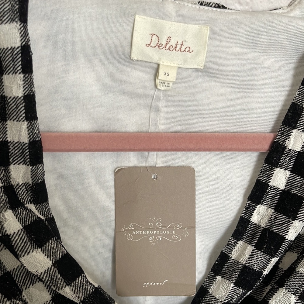 Deletta Anthropologie Top - Picture 4 of 10